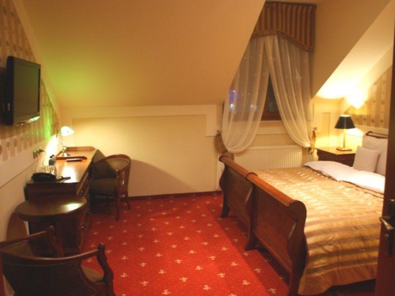 Hotel Diament Arsenal Palace Katowice - Chorzow Bagian luar foto