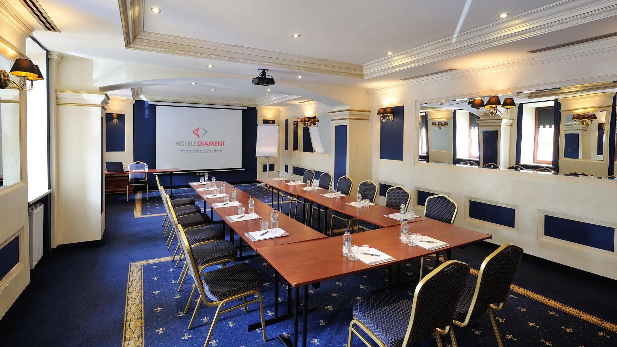 Hotel Diament Arsenal Palace Katowice - Chorzow Bagian luar foto